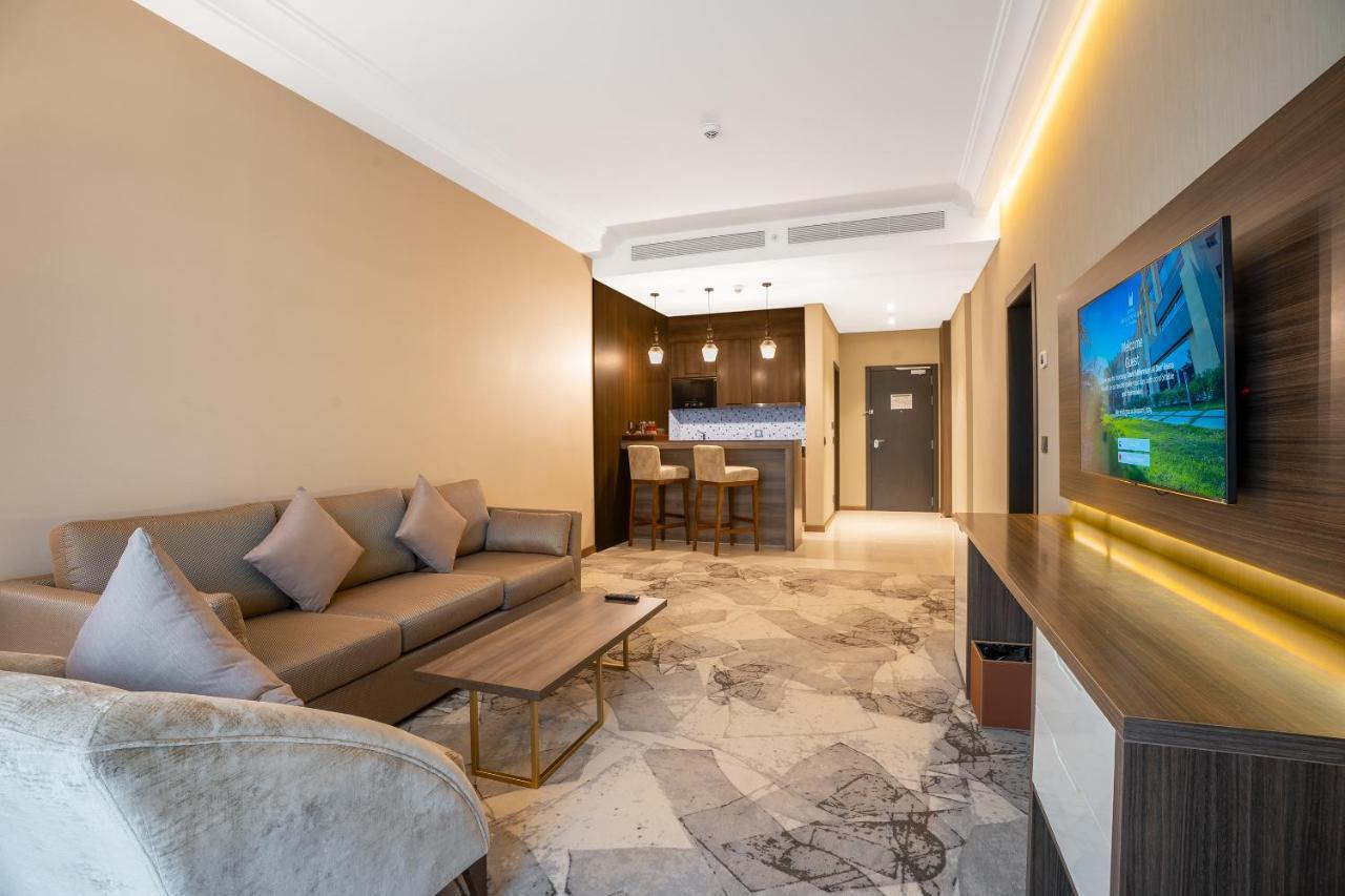 Grand Millennium Al Seef Basra Bagian luar foto